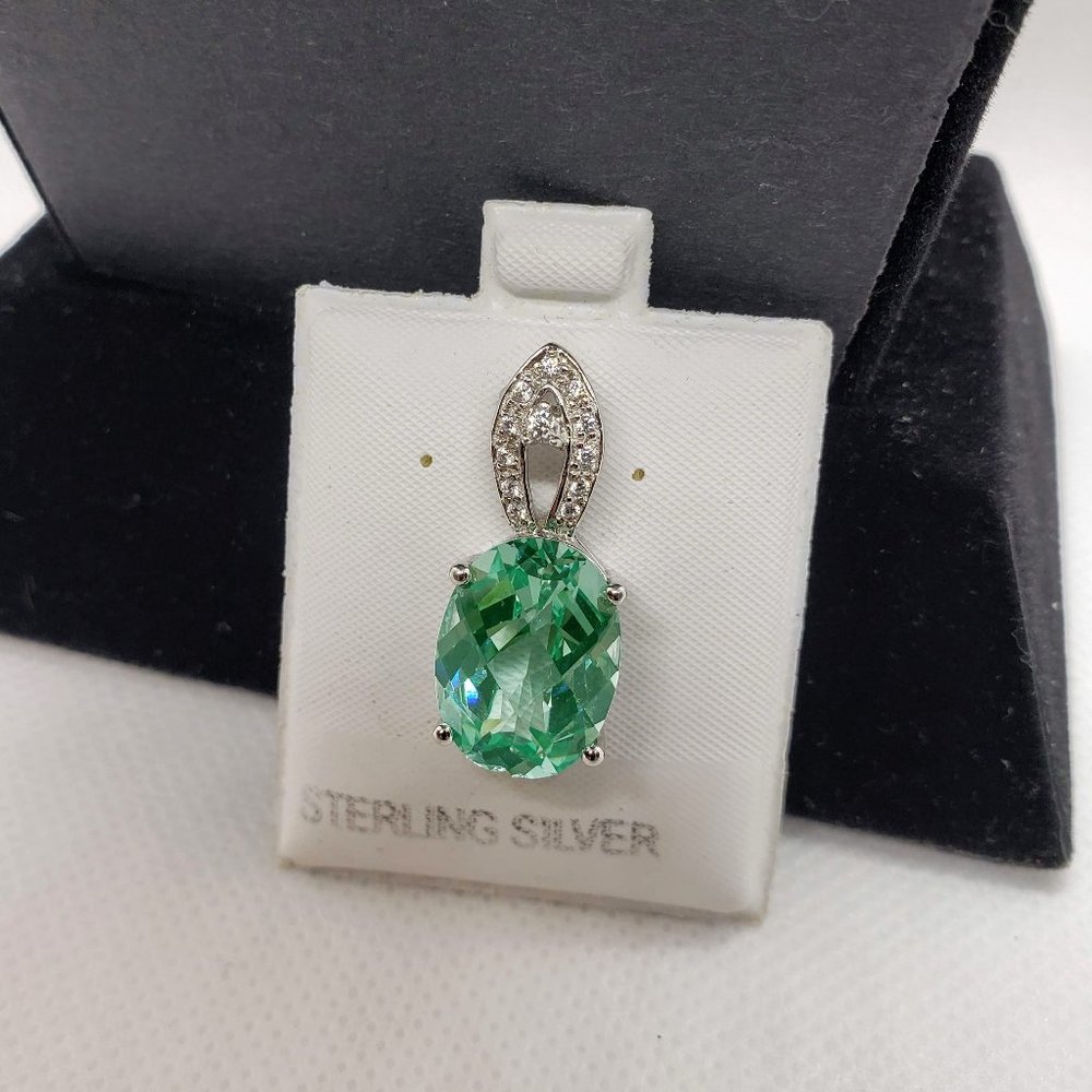 Ocean Blue Topaz Pendant w Sterling Silver Chain